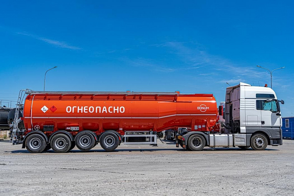 Нефтевоз 32 м3